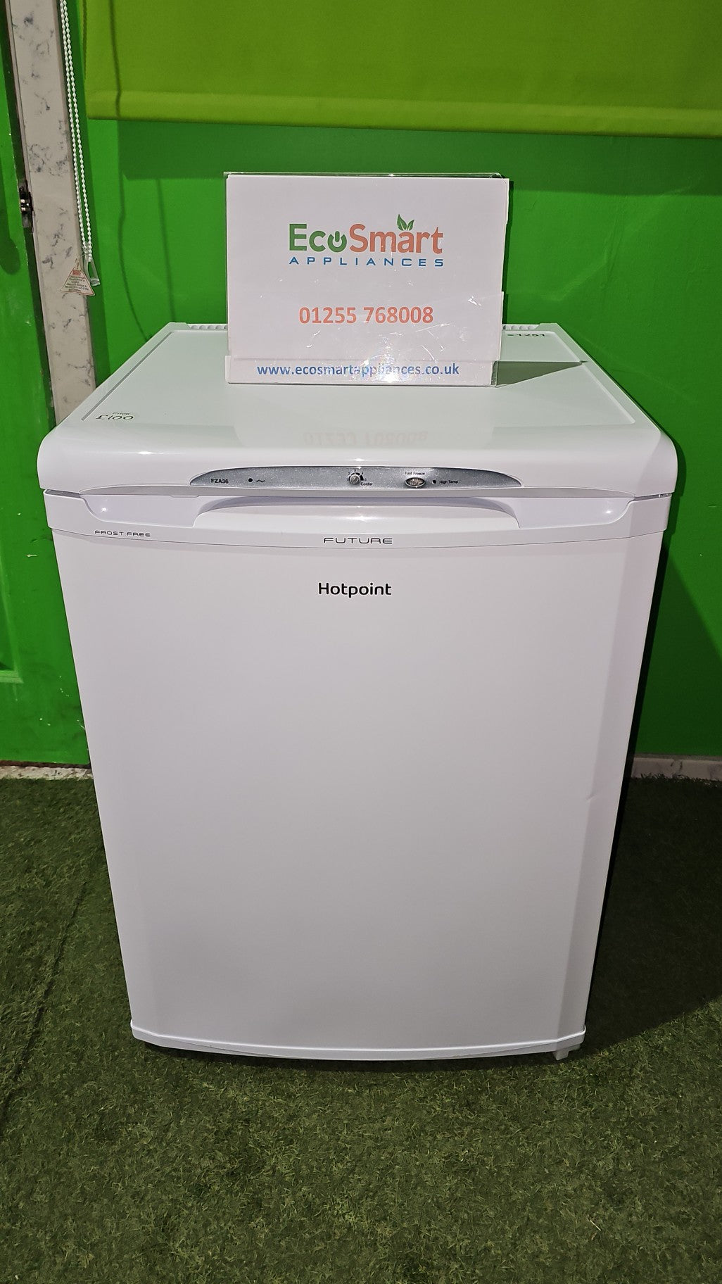 Ecosmart Appliances Hotpoint Frost Free Under Counter Freezer 1251 8777