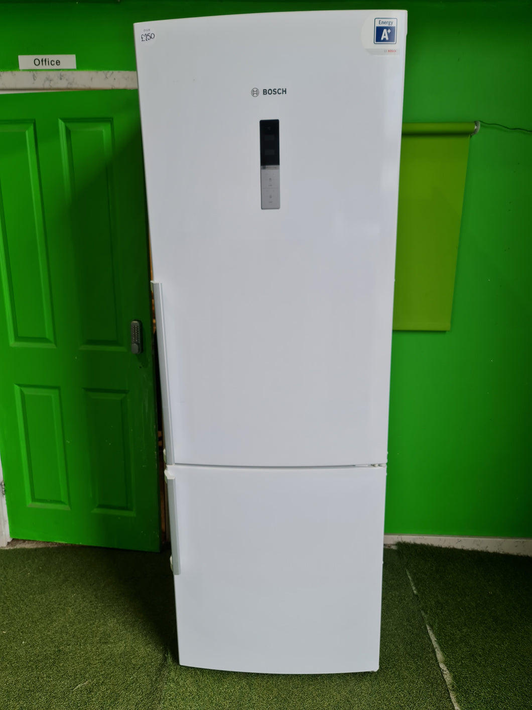 EcoSmart Appliances - Bosch KGN49AW24G Frost Free 200cm x 70cm Wide Freestanding Fridge Freezer In White with 6 Months Warranty Included